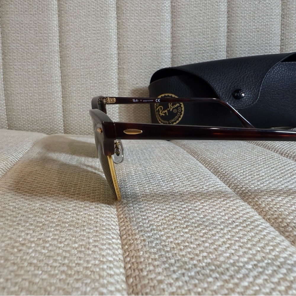 Ray-Ban RB3016 Clubmaster Unisex Sunglasses with Tortoise Frame and Polarized... - Picture 14 of 15